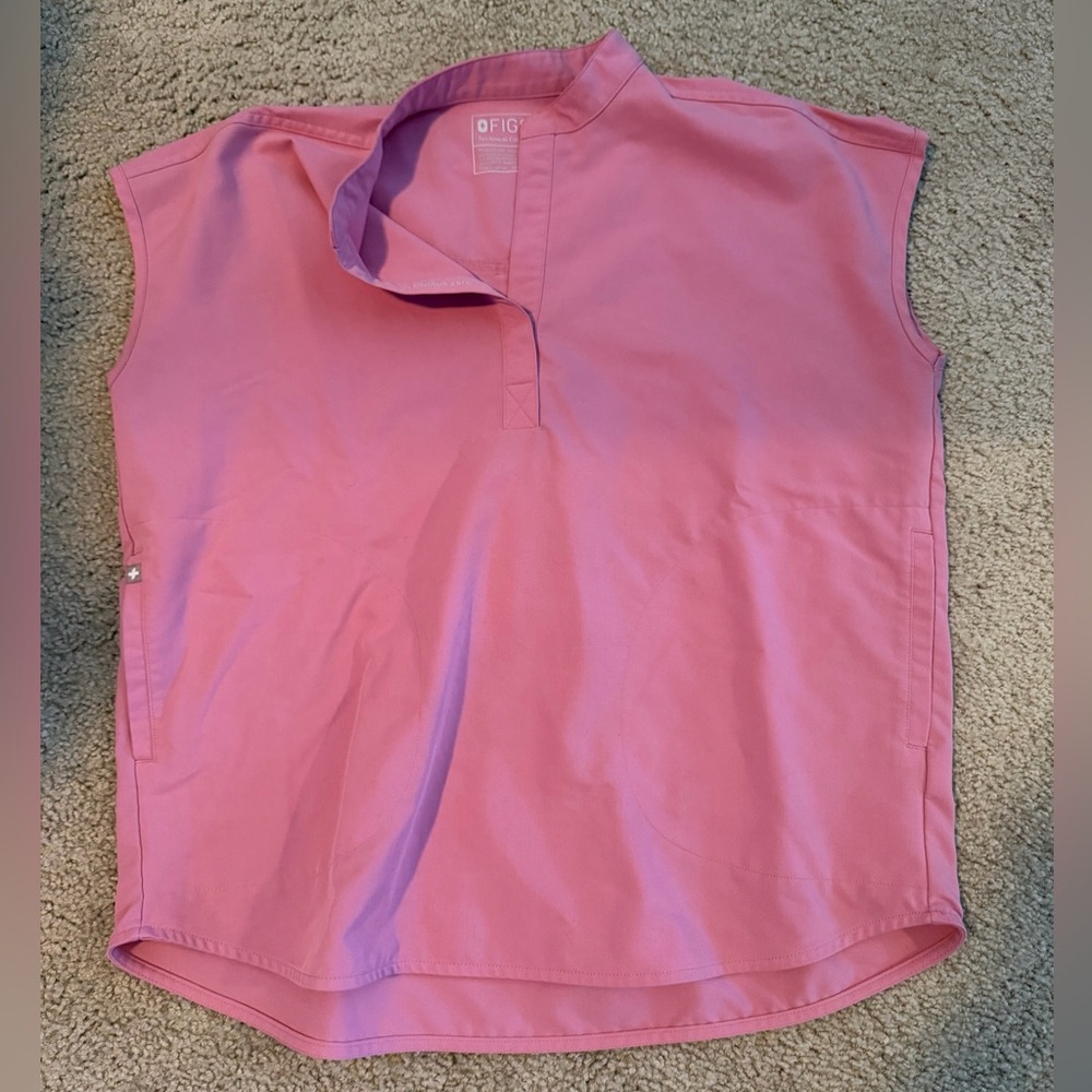 figs Pink rafala top💗